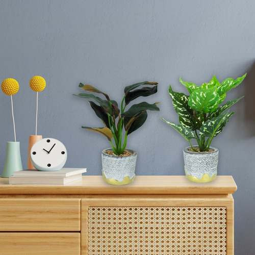 Imagen 2 de 9 de Maceta Decorativa Con Plantas Artificiales Jardín
