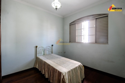 Imagem 3 de 27 de Casa Para Aluguel, 5 Quartos, 2 Suítes, 1 Vaga, São Sebastião - Divinópolis/mg - 34674