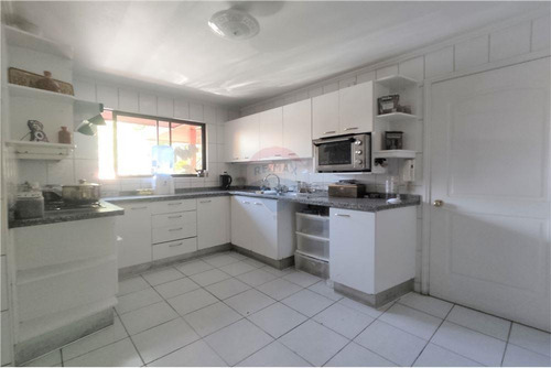 Imagen 11 de 19 de Casa En Venta 4 Dormitorios, Peñalolén