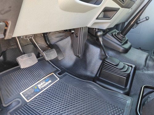 Imagen 10 de 13 de Camiones Plataforma Ford F-350 Super Duty