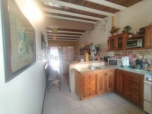 Milagros Inmuebles Casa Venta Cabudare Lara Av Intercomunal Barquisimeto Acarigua Roca Terra Economica Residencial Economico Código Inmobiliaria Rent-a-house 25-5649