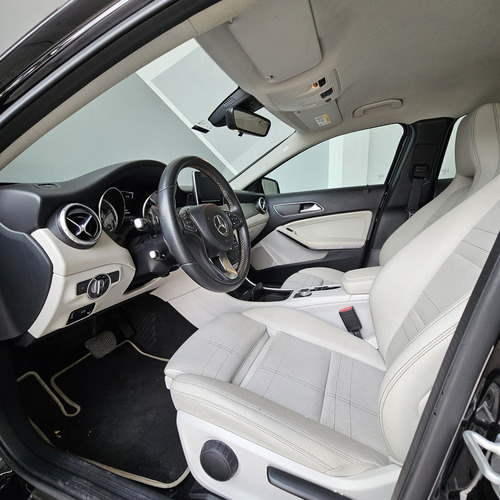 Mercedes-Benz Classe GLA 1.6 Style Turbo Flex 5p
