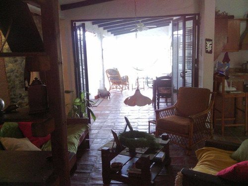 Casa En Venta Playa Moreno, Isla De Margarita