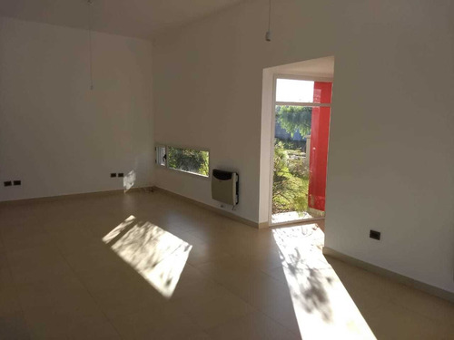 Imagen 6 de 23 de Siete Soles 2 Dorm Quincho Galeria Cochera Casa Venta