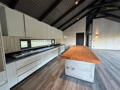 Casa Nueva Con Excelentes Terminaciones En Loteo Urbanizado