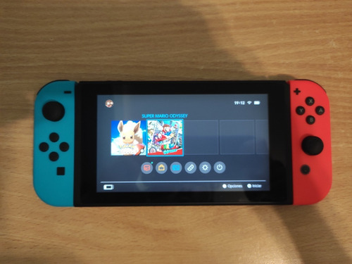 Nintendo Switch 32gb + 2 Juegos