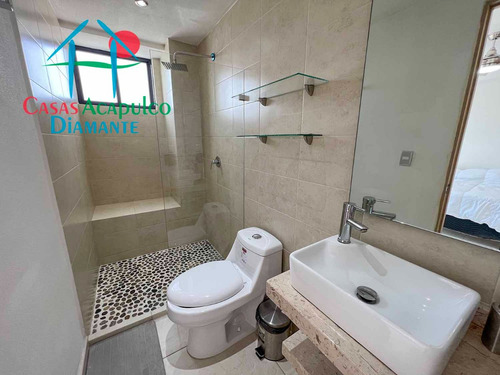 Cad Altamar Residencial Calypso 001. Terraza En L Con Jacuzzi Y Vista A Las Áreas Comunes, Sala Y Asador