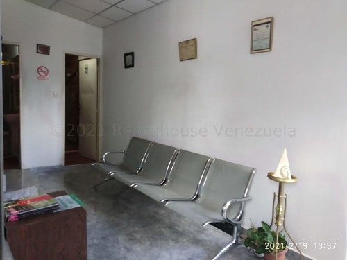 Imagen 6 de 14 de Venta Casa Urb. Av. Bolivar Norte 22-7034 Forg