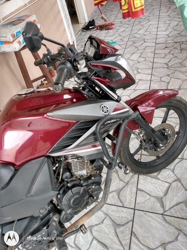 Imagem 3 de 9 de Yamaha 2018