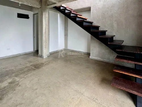 Casa En Venta En Loma Del Escobero. Cod V776075