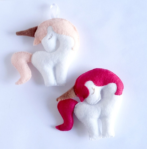 Imagem 7 de 10 de Kit 5 Unicórnios Em Feltro Lembrancinha De Festa Aniversário