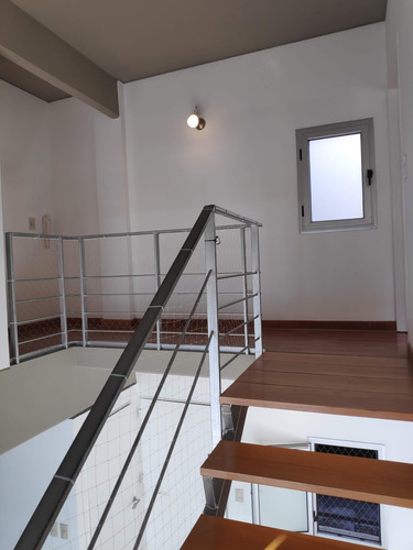 Depto. Duplex Venta Nuñez 3 Amb C/coch. 77 M.