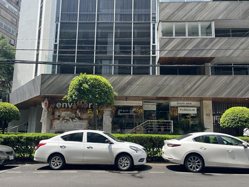 Local Comercial En Renta En Polanco Ii Sección, A Pie De Calle