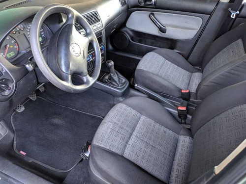Volkswagen Golf 1.6 Plus