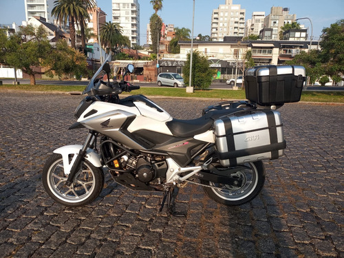Honda Nc 750xa Con Control De Tracción Y Muchos Accesorios!!