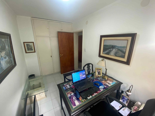 Imagen 11 de 25 de Venta Casa Caseros Centro 5 Amb Pileta 2 Cocheras