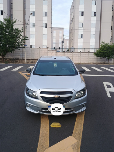 Chevrolet Onix 1.0 Joy 5p