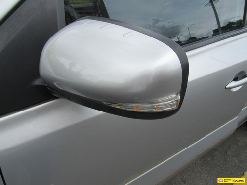 Imagen 25 de 25 de Renault Koleos 2.5 Dynamique 4x4 At