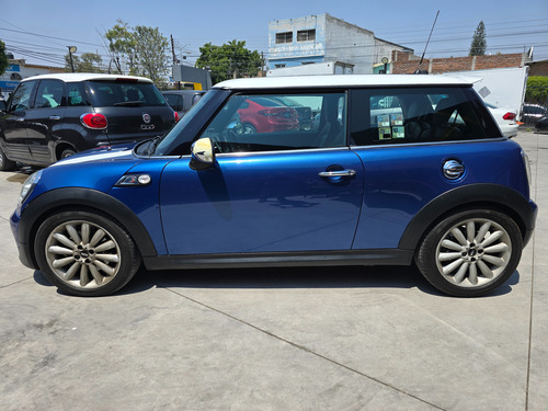 Mini Cooper 1.6 S Hot Chilli . At