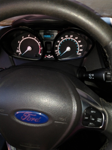 Ford Fiesta Kinetic Design 1.6 Se 120cv 2016