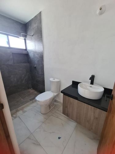 Residencia En Venta En Milenio Iii, Calle Abierta, Diseño De Autor, Ubicadísima