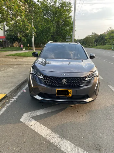 Peugeot 5008,elegante, Espaciosa, 7 Puestos,techo Panorámico