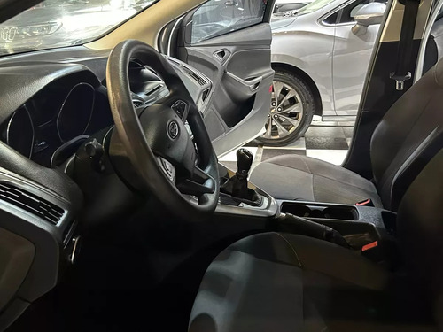 Ford Focus III 1.6 Sedan S