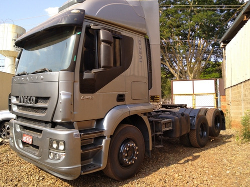 Imagem 3 de 9 de Iveco Srralis 420
