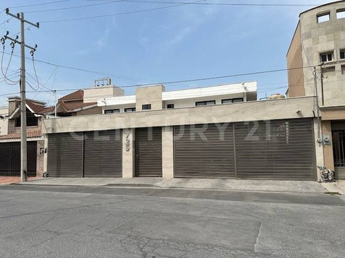 Casa En Venta En Col. Anahuac En San Nicolas De Los Garza