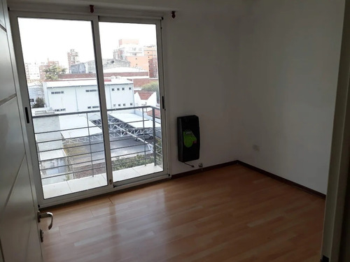 Imagen 9 de 14 de Departamento En Venta, Castelar Norte Centro, 2 Ambientes