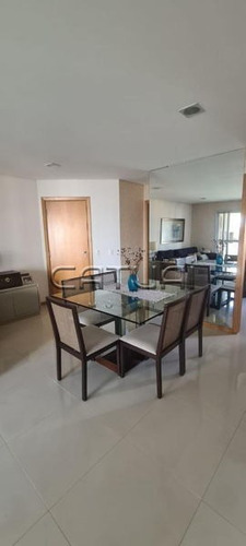 Imagem 7 de 16 de Apartamento Padrão Com 3 Quartos No Poty Lazzarotto Edifício - 710053-v