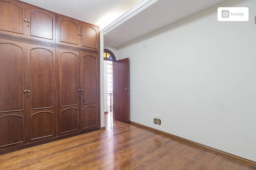 Imagem 10 de 15 de Aluguel De Casa Com 500m² E 6 Quartos - 28328