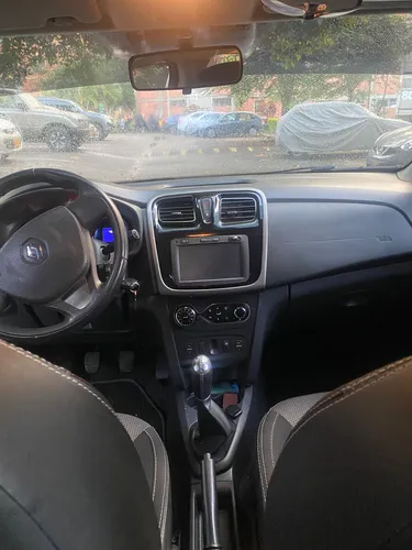Renault Logan 1.6 Privilege