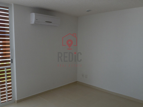 Imagen 8 de 17 de Departamento En Renta De 2 Hab En Juriquilla Santa Fe