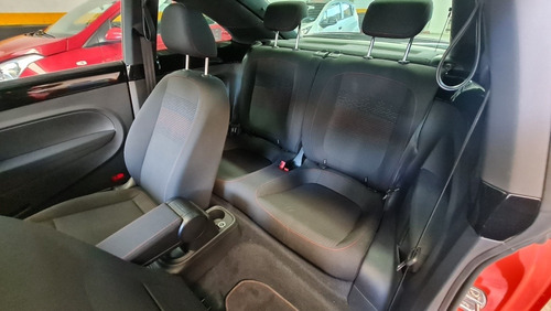 Imagen 13 de 15 de Volkswagen Beetle 2018 2.5 Sound Tiptronic At