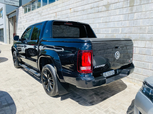 Imagen 4 de 18 de Amarok 3.0 V6 Black Style LG