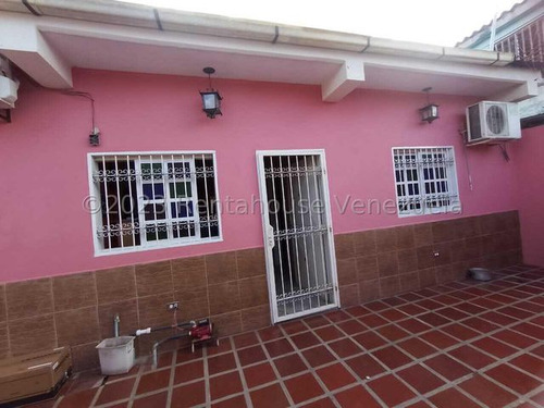 Milagros Inmuebles Casa Venta Barquisimeto Lara Zona Oeste Economica Residencial Economico  Rentahouse Codigo Referencia Inmobiliaria N° 24-13438