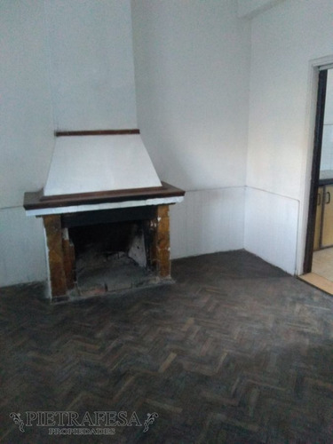 Imagen 3 de 19 de Casa En Venta Con Renta - 2 Dormitorios - 1 Baño - Andres Gomez - Malvin