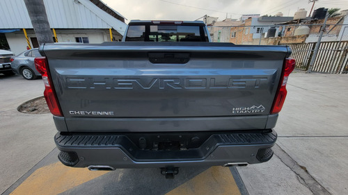 Chevrolet Cheyenne 6.2 2500 Doble Cab High Country 4x4 At