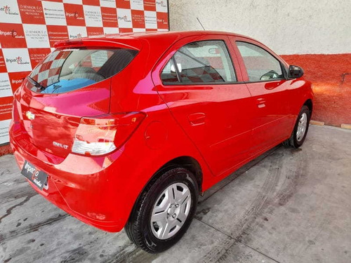 Imagem 4 de 14 de Chevrolet Onix 1.0 Mt Lt
