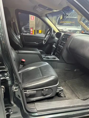 Ford Explorer 2010 4x4