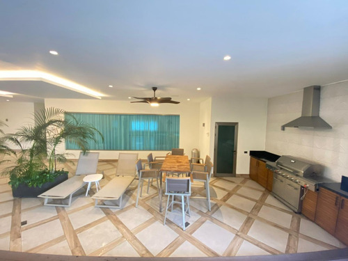 Imagen 19 de 22 de La Esperilla - Apartamento En Alquiler Amueblado - Código: Man-00110 Piso 5 2 Habitaciones Balcón Sala Comedor Lobby Área Social Con Bbq Piscina Gimnasio Área Infantil Salón De Eventos