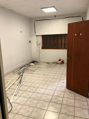 Imagen 3 de 5 de Oficina O Consultorios Medicos En Alquiler - San Fernando