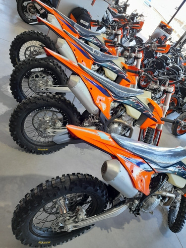 Imagen 16 de 17 de Ktm Exc F 350 2022 Exclusiva En Motoswift