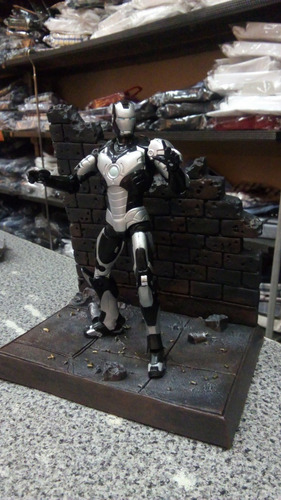 Marvel Legends Ironman Satellite Armor Concept Series!! (Usado)