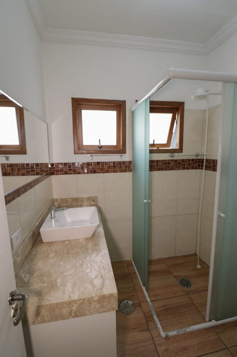 Imagem 6 de 10 de Oportunidade Única Casa Linda No Jd Ester !
