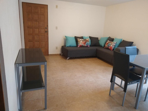 Depto. En Excelentes Condiciones, Totalmente Remodelado, Cerca Cu, Plaza Oasis