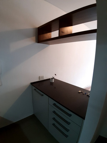 Imagen 4 de 14 de Departamento 3 Ambientes Al Frente Villa Urquiza