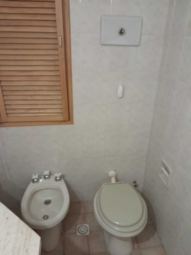 Imagen 10 de 16 de Alquiler Apartamento 2 Dormitorios Y Garaje Punta Carretas Alto 21 $30.000