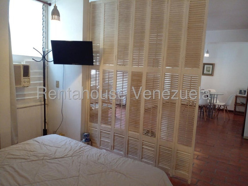 Apartamento Amoblado En Los Palos Grandes Mls #25-14332
